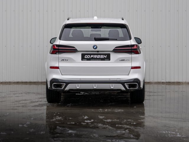 BMW X5 2023