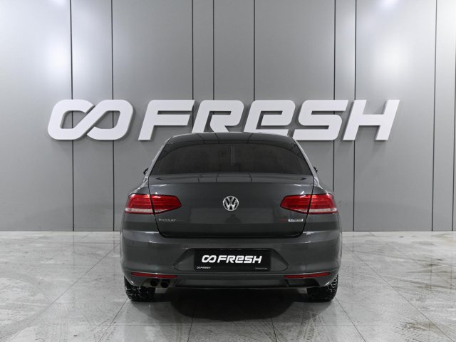 Volkswagen Passat 2016