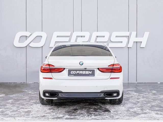 BMW 7 серии 2018