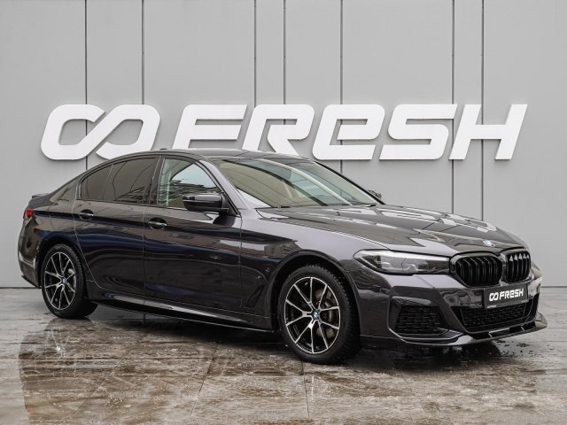 BMW 5 серии 2021