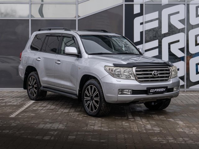 Toyota Land Cruiser 2010