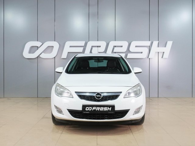 Opel Astra 2012