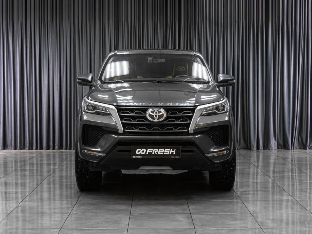Toyota Fortuner 2022