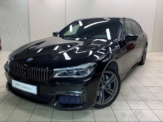 BMW 7 серии 2015